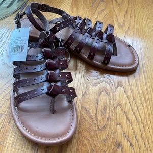 NWT Massimo  sandals